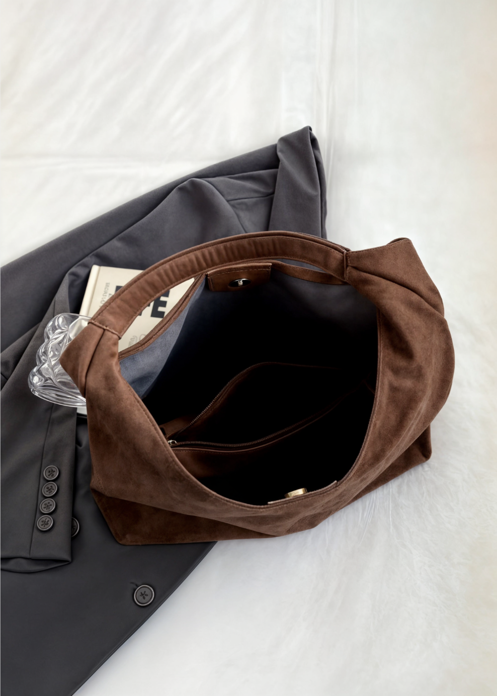 Bolsa Capri Hobo em Suede